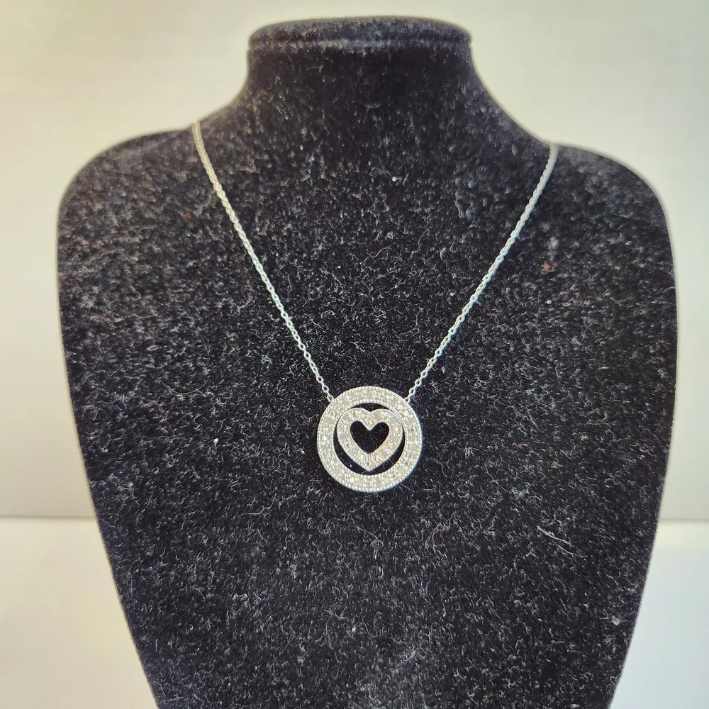 VTG 925 Affinity Silver Heart Entertwined Circle Necklace 925 16" Chain - Picture 2 of 7